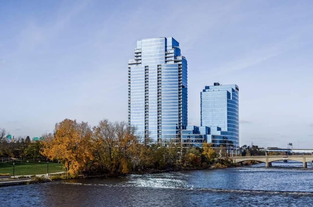 River House Condominiums Grand Rapids Downtown Condos
